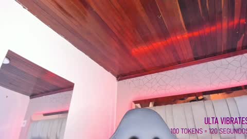 Angeline Heet online show from 12.19.24