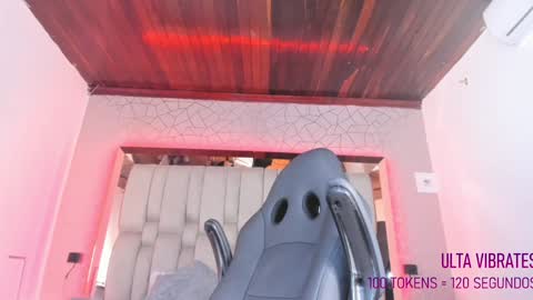 Angeline Heet online show from 12.19.24