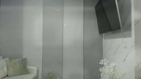 Snapshot of angelinna_12 chatting on 05.20.26 angelinna_12 online show from 05.20.26
