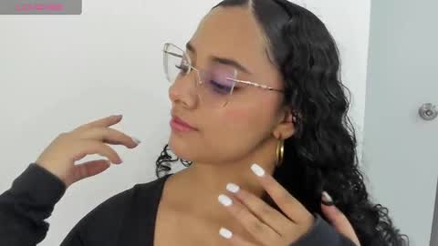 A F R O D I T A online show from 09.18.25