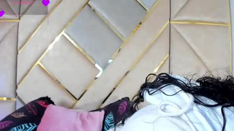 Snapshot of angelitafrodita chatting on 04.15.26 A F R O D I T A online show from 04.15.26