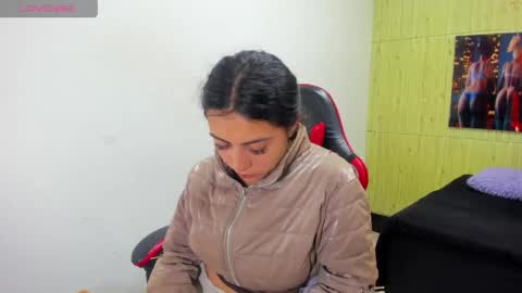 Angell cooper8 online show from 04.12.26