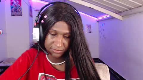 Snapshot of angell_dustt chatting on 01.14.25 Danielle online show from 01.14.25