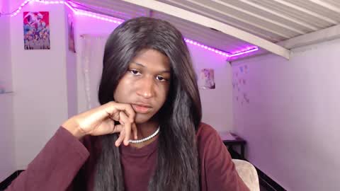 Snapshot of angell_dustt chatting on 01.21.25 Danielle online show from 01.21.25