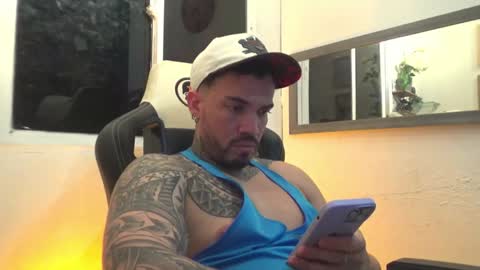 angellatino0 online show from 01.30.25