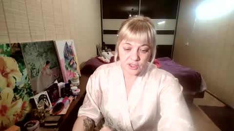 angelleah online show from 12.21.25