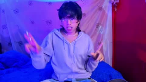 Snapshot of angellonfire chatting on 12.24.24 Angel online show from 12.24.24