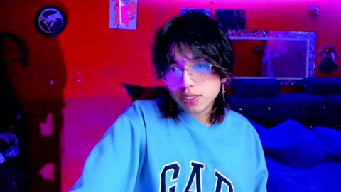 Snapshot of angellonfire chatting on 02.01.25 Angel online show from 02.01.25