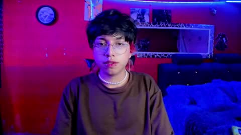 Snapshot of angellonfire chatting on 03.06.25 Angel online show from 03.06.25