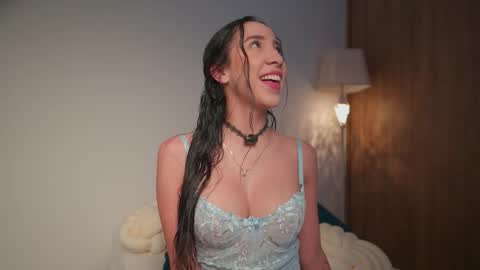 Snapshot of angells_smith chatting on 02.12.26 online show from 02.12.26