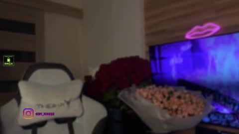 Snapshot of angelmi171 chatting on 10.09.25 angelmi171 online show from 10.09.25