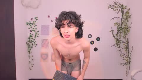 Angel online show from 09.16.25