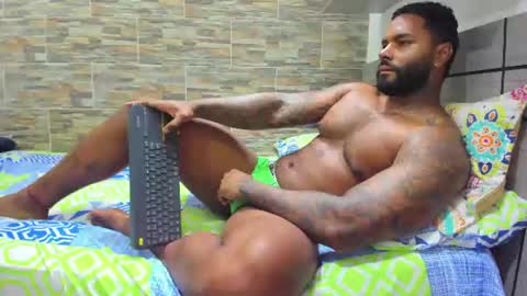 angelo_evans33 online show from 08.09.26