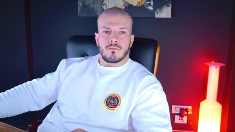 Snapshot of angeloeric chatting on 12.04.24 BlackWolf online show from 12.04.24