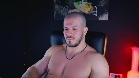 Snapshot of angeloeric chatting on 01.04.25 BlackWolf online show from 01.04.25