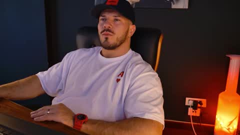 Snapshot of angeloeric chatting on 10.31.25 BlackWolf online show from 10.31.25