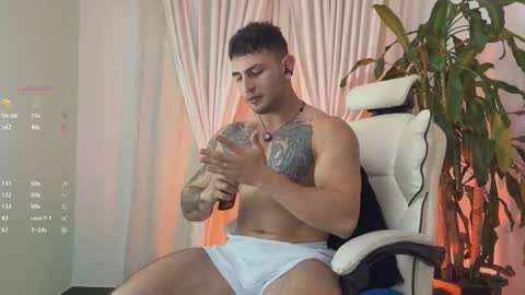 Angelo Ferro online show from 12.22.25