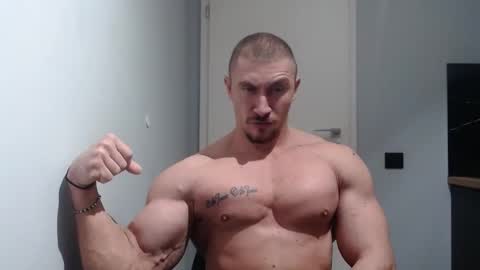 Snapshot of angelofit chatting on 12.01.24 ------- SEX SHOW WITH GUYS AND GIRLS MUSCLE SHOW online show from 12.01.24