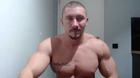 Snapshot of angelofit chatting on 12.02.24 ------- SEX SHOW WITH GUYS AND GIRLS MUSCLE SHOW online show from 12.02.24