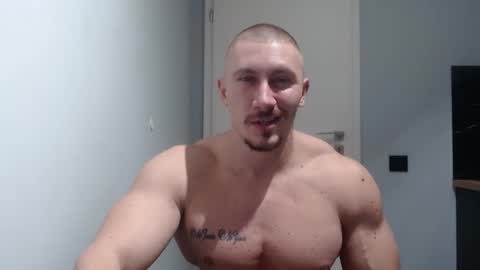 Snapshot of angelofit chatting on 01.28.25 ------- SEX SHOW WITH GUYS AND GIRLS MUSCLE SHOW online show from 01.28.25