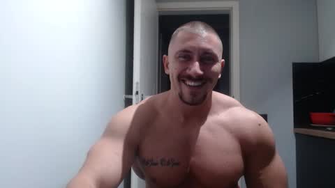 Snapshot of angelofit chatting on 11.05.25 ------- SEX SHOW WITH GUYS AND GIRLS MUSCLE SHOW online show from 11.05.25
