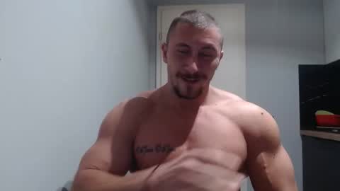 Snapshot of angelofit chatting on 11.30.25 ------- SEX SHOW WITH GUYS AND GIRLS MUSCLE SHOW online show from 11.30.25