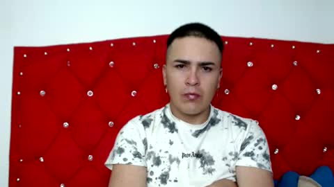 angels_0001 online show from 01.18.25