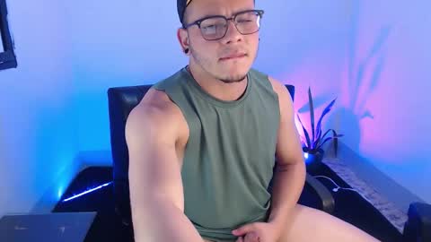 Angel Storm online show from 01.10.26