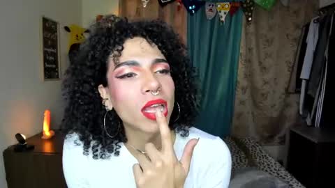 Snapshot of angelwhitte chatting on 06.21.26 angelwhitte online show from 06.21.26