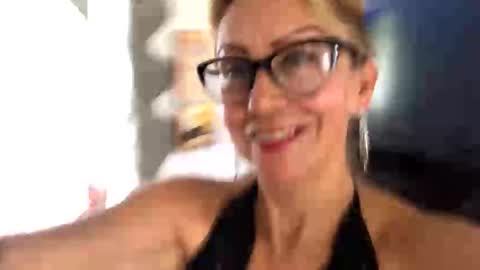 Snapshot of angelycute476334 chatting on 09.24.25 angelycute476334 online show from 09.24.25