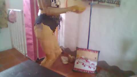 Snapshot of angelycute476334 chatting on 11.21.25 angelycute476334 online show from 11.21.25