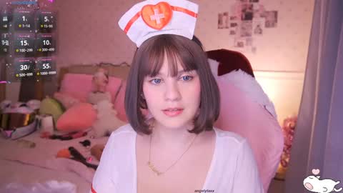 Snapshot of angelytaxx chatting on 01.11.25 Angel online show from 01.11.25