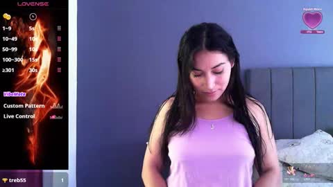 Snapshot of angiebaxter chatting on 11.29.25 Angiebaxt online show from 11.29.25