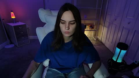 Snapshot of angiefae_ chatting on 04.21.26 Angie Fae online show from 04.21.26