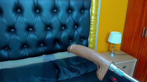 Ani  Time schedule 0600 - 1400 GMT -5 online show from 09.30.25