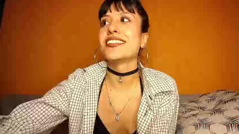 Anika And Lowen Your Thumbs Up Are Super Important For Us  online show from 11.16.25