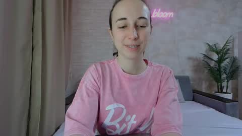 anikabloom online show from 01.18.25