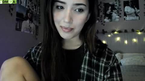 Snapshot of anisa_sweet chatting on 11.13.25 Anisa Moan from LovenseWet from Tip MenuOpen for Private online show from 11.13.25