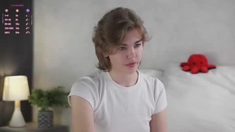 AnishaVivo online show from 12.05.25