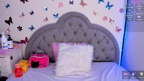 Snapshot of anita_big31 chatting on 02.13.25 anita online show from 02.13.25