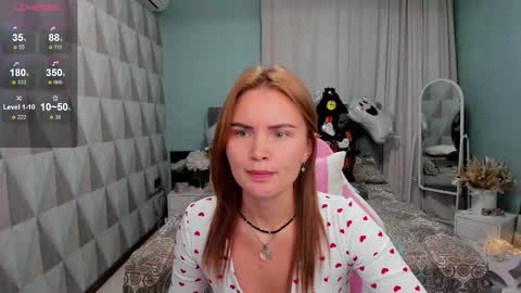 Snapshot of anita_mood chatting on 11.02.25 Anita online show from 11.02.25