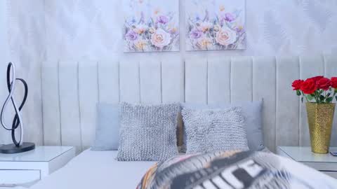 Snapshot of anita_sagegb chatting on 10.10.25 Dania Lpez online show from 10.10.25