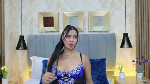 Snapshot of anita_sagegb chatting on 04.11.26 Dania Lpez online show from 04.11.26
