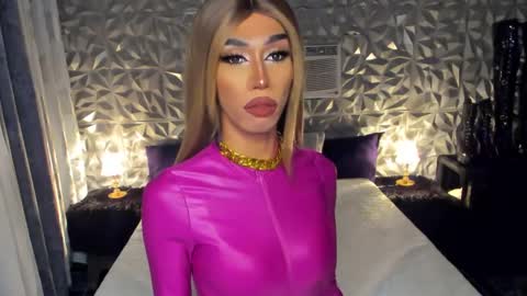 Snapshot of anitacruisze chatting on 01.28.25 Miss Ann online show from 01.28.25