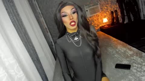 Snapshot of anitacruisze chatting on 02.16.25 Miss Ann online show from 02.16.25