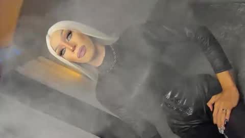 Snapshot of anitacruisze chatting on 11.23.25 Miss Ann online show from 11.23.25