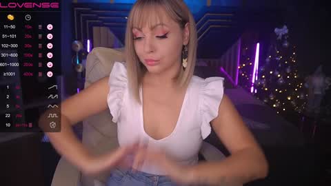 Snapshot of anitalevanta chatting on 01.09.25 Anita online show from 01.09.25