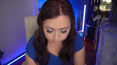 Snapshot of anitalevanta chatting on 09.21.25 Anita online show from 09.21.25