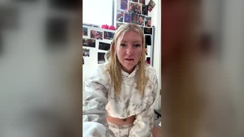 Snapshot of anitaplaya1 chatting on 03.15.26 Anna online show from 03.15.26