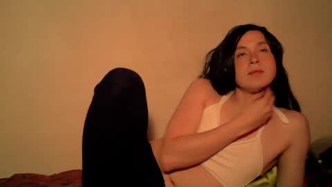 Snapshot of anitasmile chatting on 12.18.24 Anita online show from 12.18.24